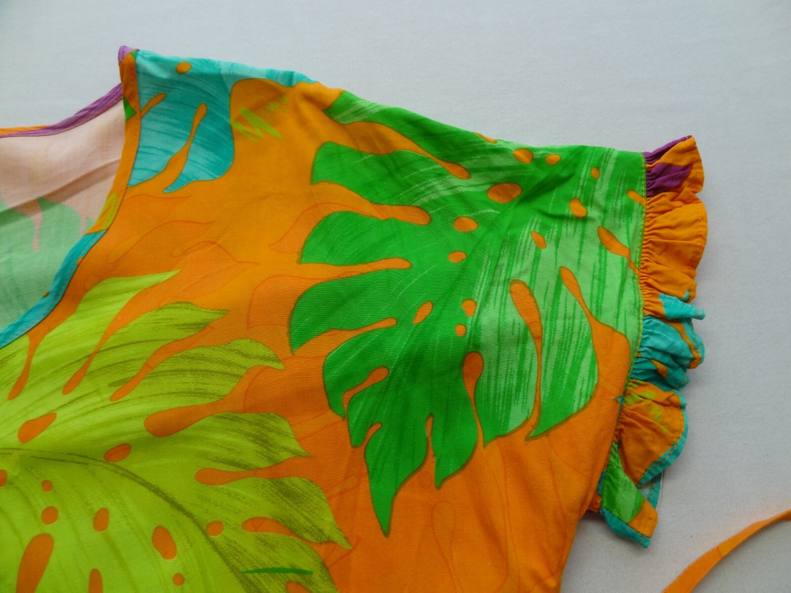 Mamo Howell XL 100% Rayon Colorful Hawaiian Dress VTG Style 530 Tie Waist USA