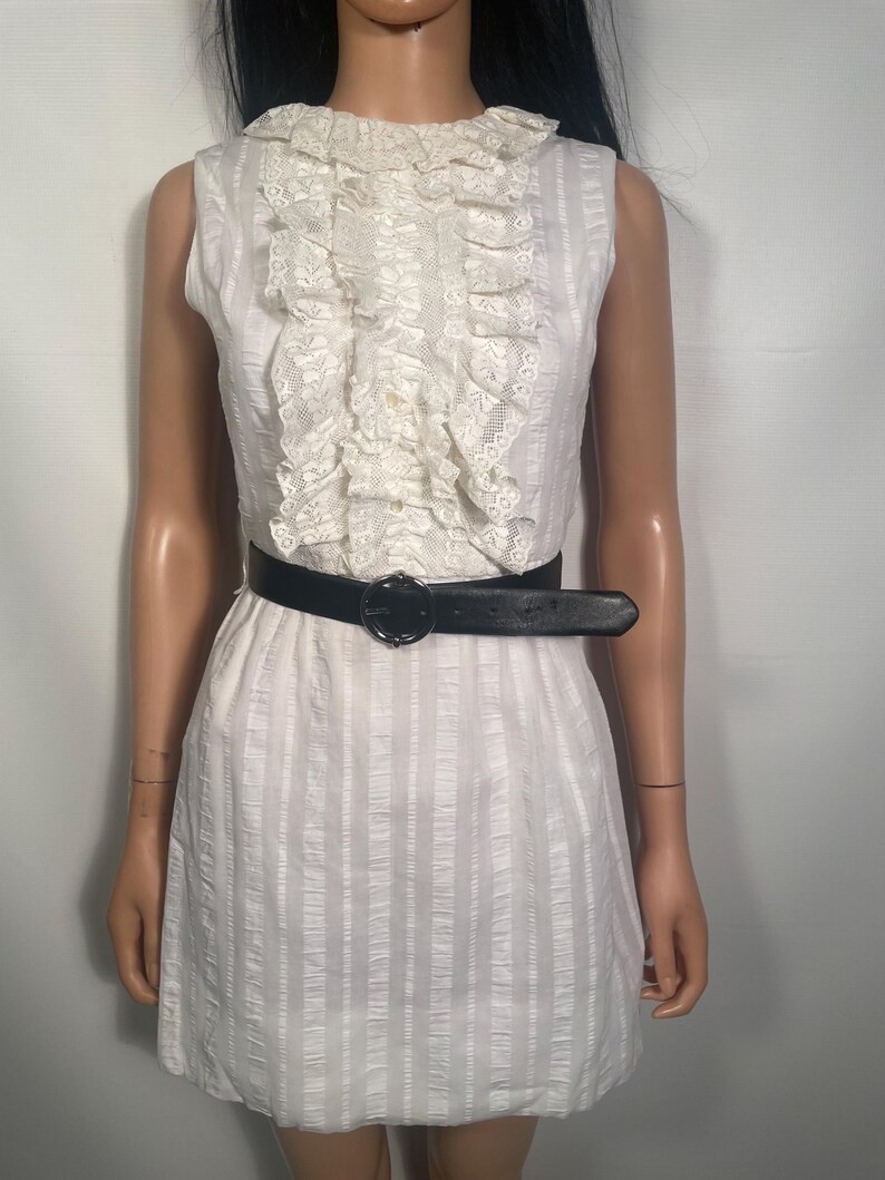 Vintage 1960s White Frilly Lace Mod Cotton Mini Dress Size XS/S
