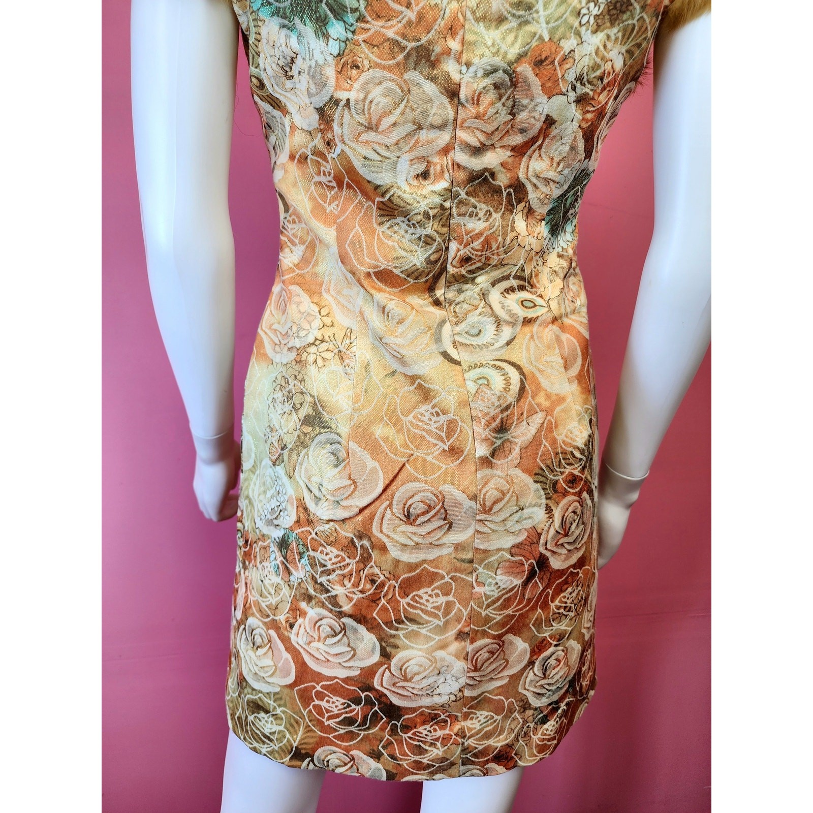 Small Medium Vintage 1990&rsquo;s Gold & Cream Brocade Lurex Faux Fur Lined Cheongsam