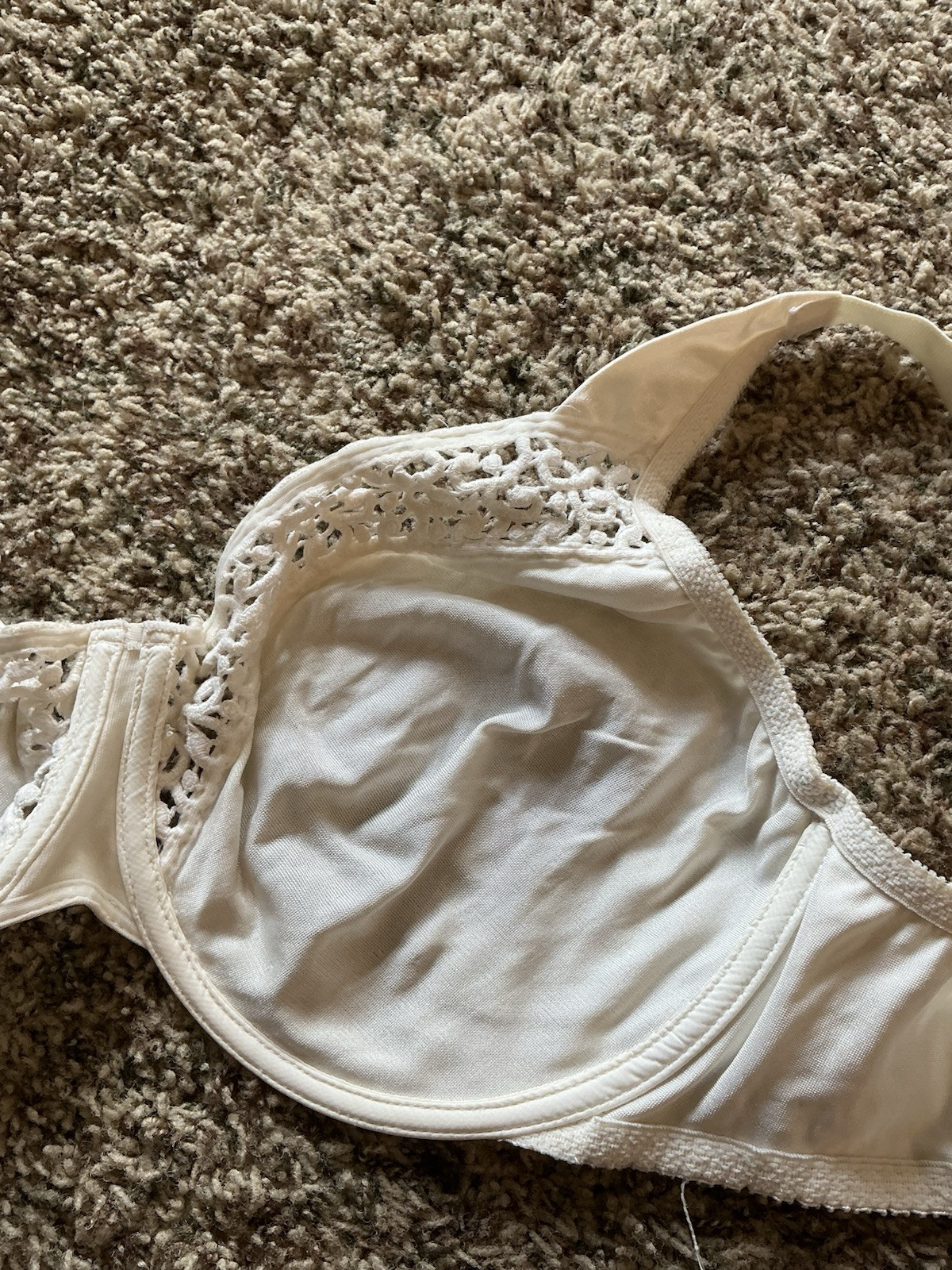 Vintage Olga Bra 38DD Cream Unlined Underwire Satin Second Skin Type #33511