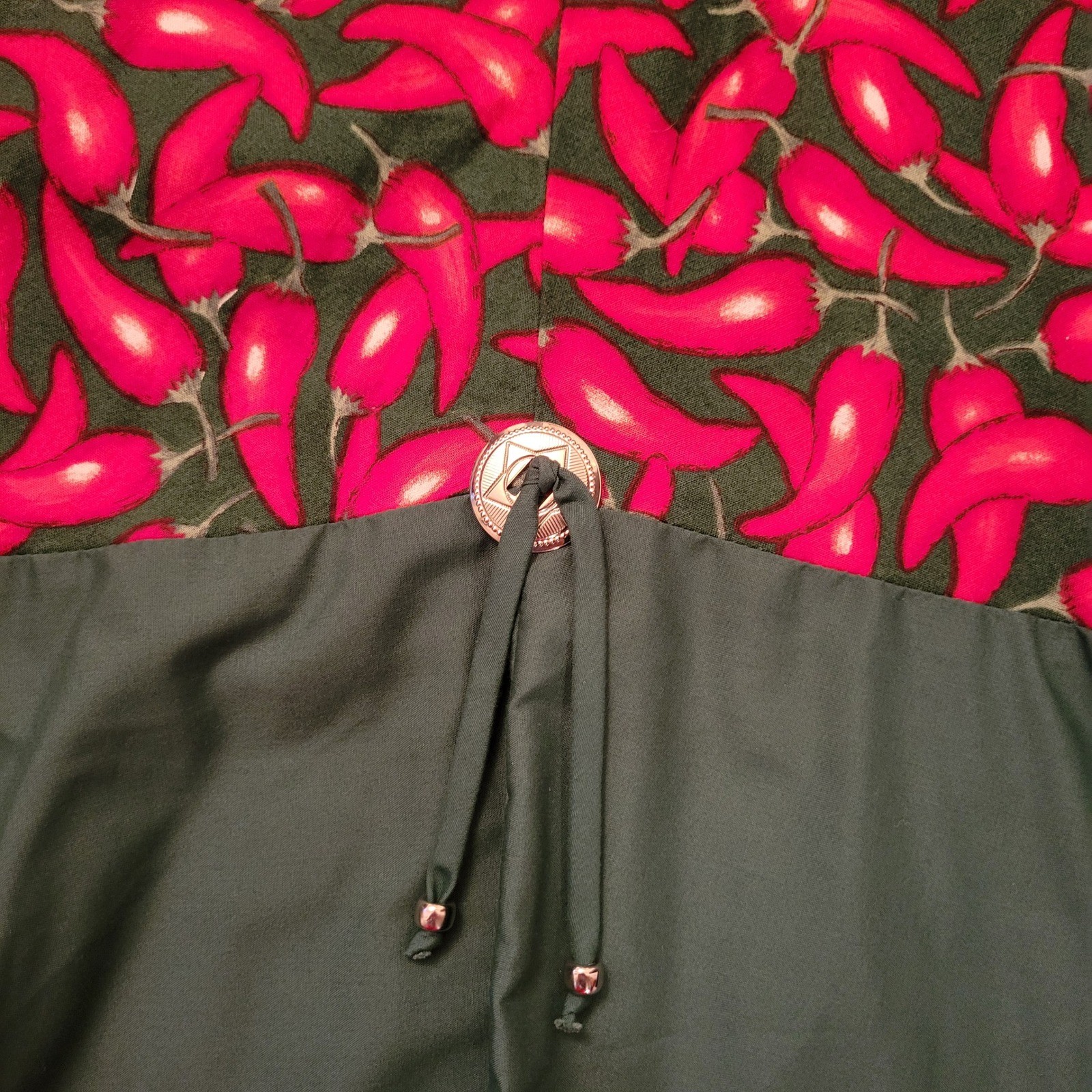 Malco Modes M Full Circle Skirt Green Red Chili Pepper Vintage Western Cowgirl