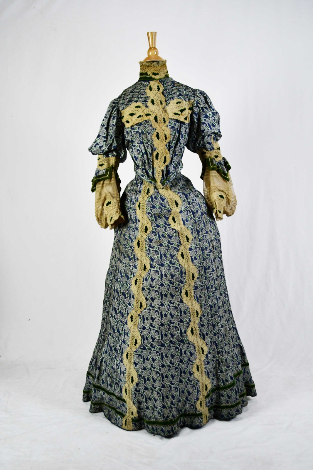 VICTORIAN 2 PIECE AFTERNOON DRESS 1895, CHICAGO LABEL, L. & J. STONE