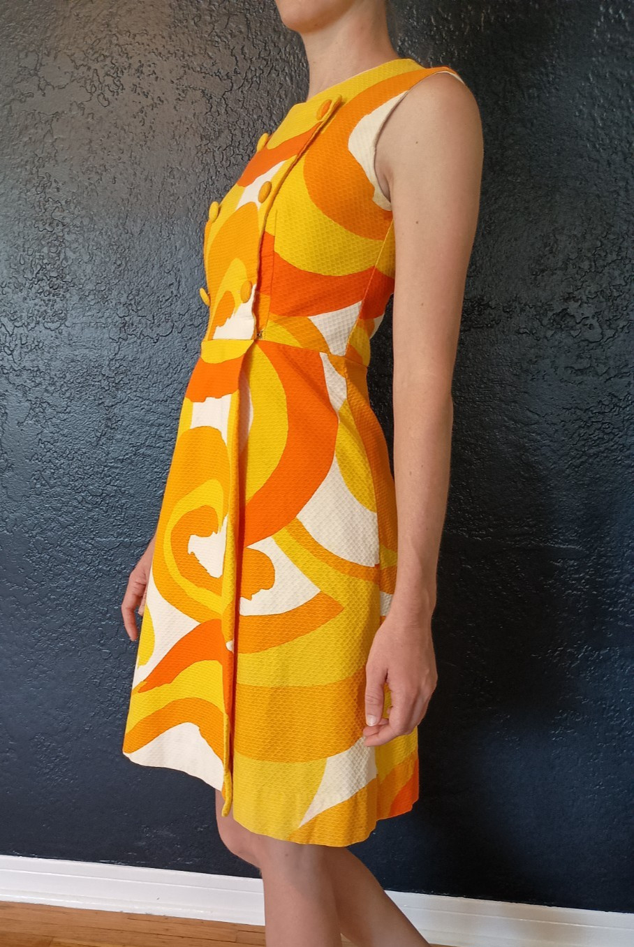 VTG Malia Hawaii 60s MCM Psychedelic Mod Gogo Mini Dress Atomic Orange SMALL