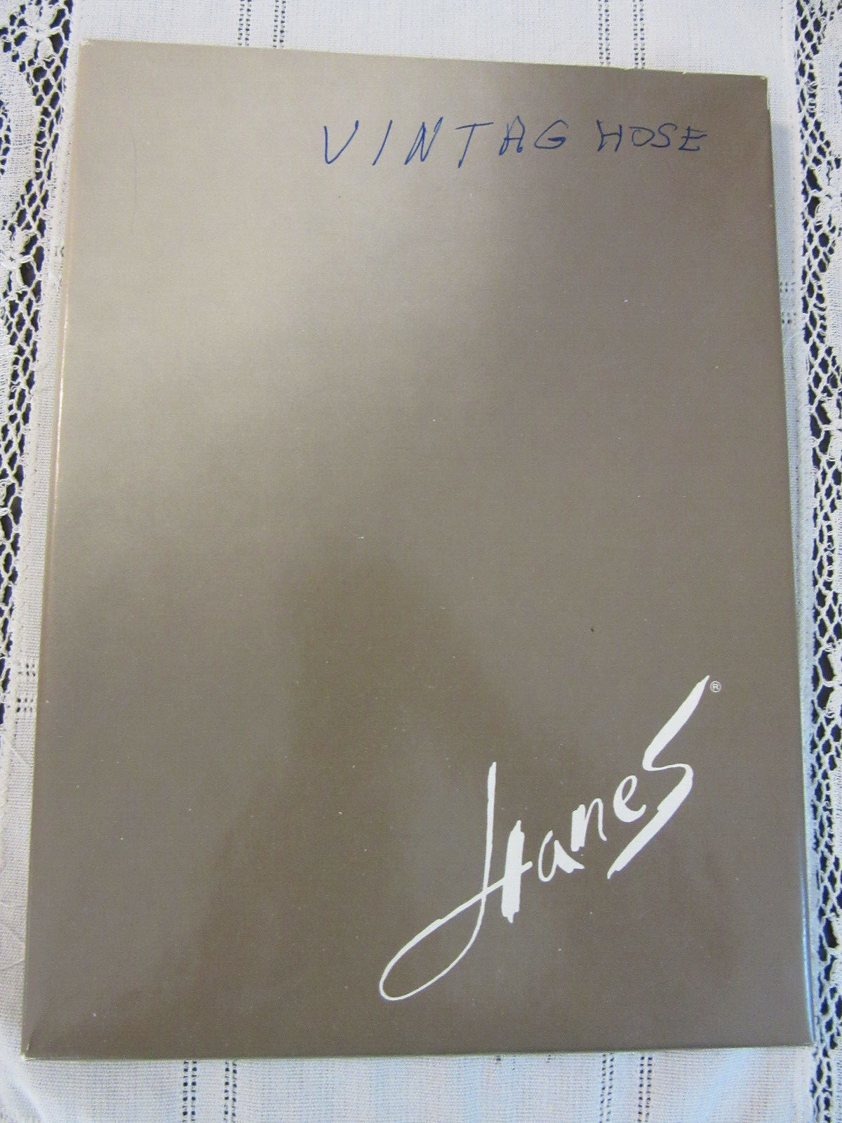 HANES Cantrece ll Heel & Toe vtg NYLONS Sz 9 1/2, 10 1/2 Long TOWN TAUPE 2 Pair
