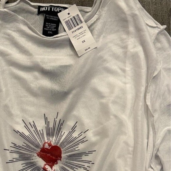 Vintage 2000s Hot Topic White bell sleeve top red sacred heart graphic size 2XL