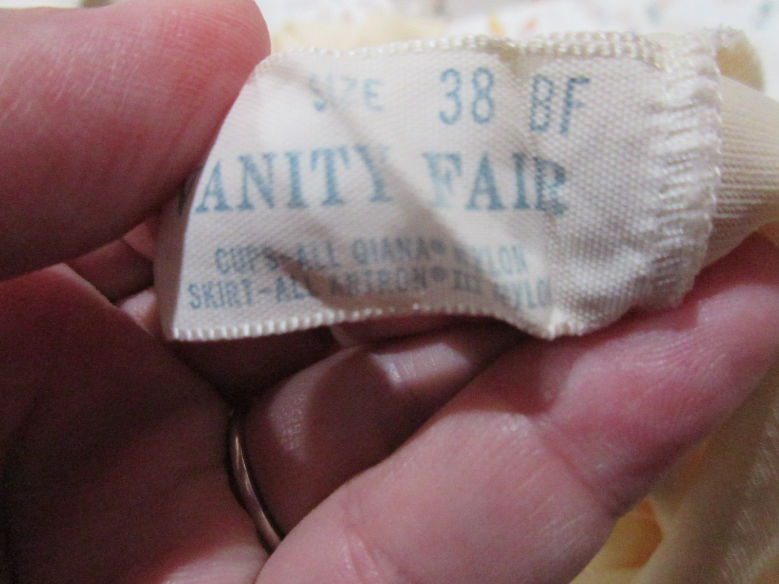 Vintage Vanity Fair Full Slip Beige Nylon Large 38 Everyday USA Silky