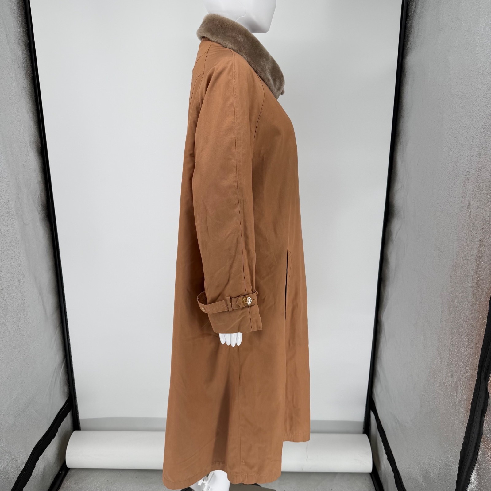 Vintage 1970s Misty Harbor Borgazia Faux Fur Lined Any Weather Coat (L/XL)