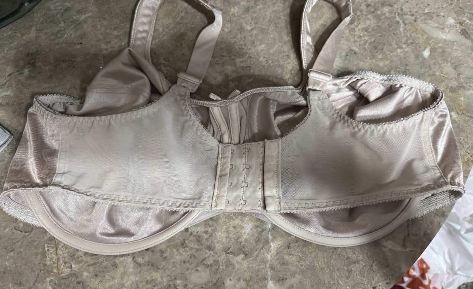 VINTAGE PLAYTEX BRA! 40 DD. CHAMPAGNE