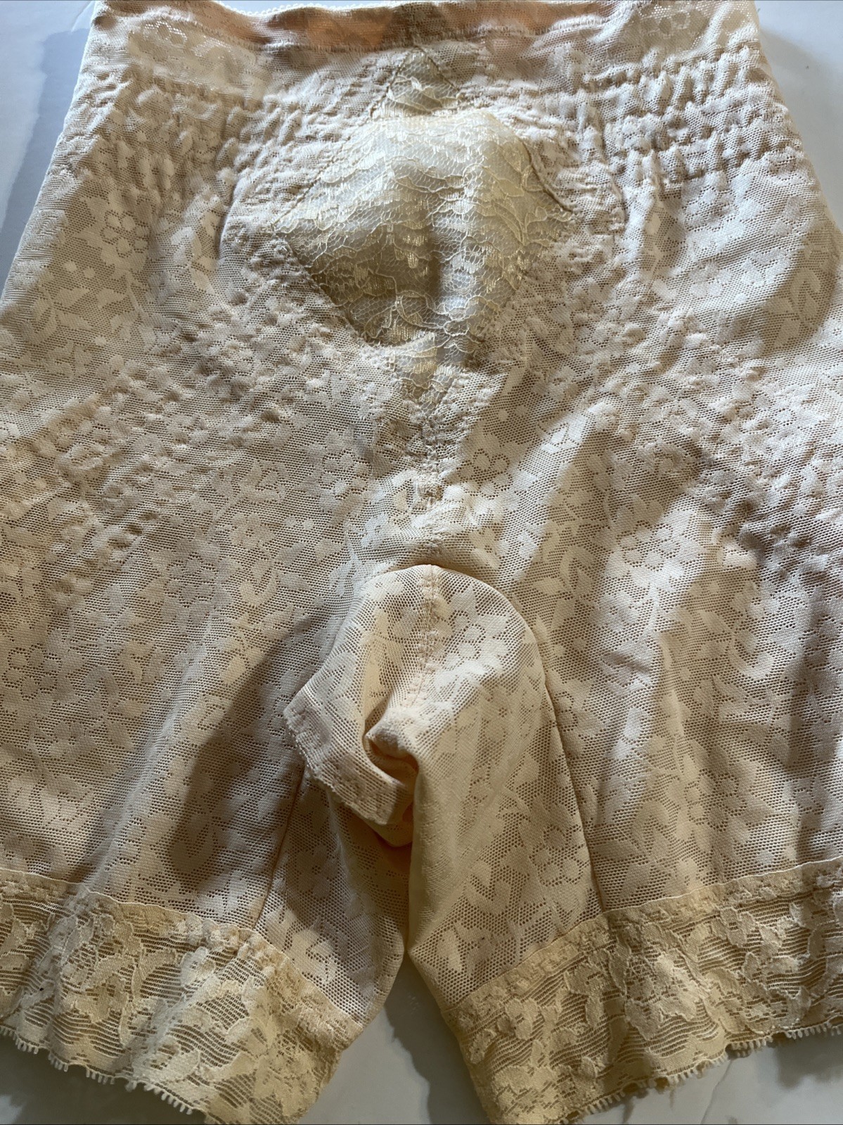 Rago of New York Lace Shaper Girdle w/Garters Style 6797 Vntge Size Med/28