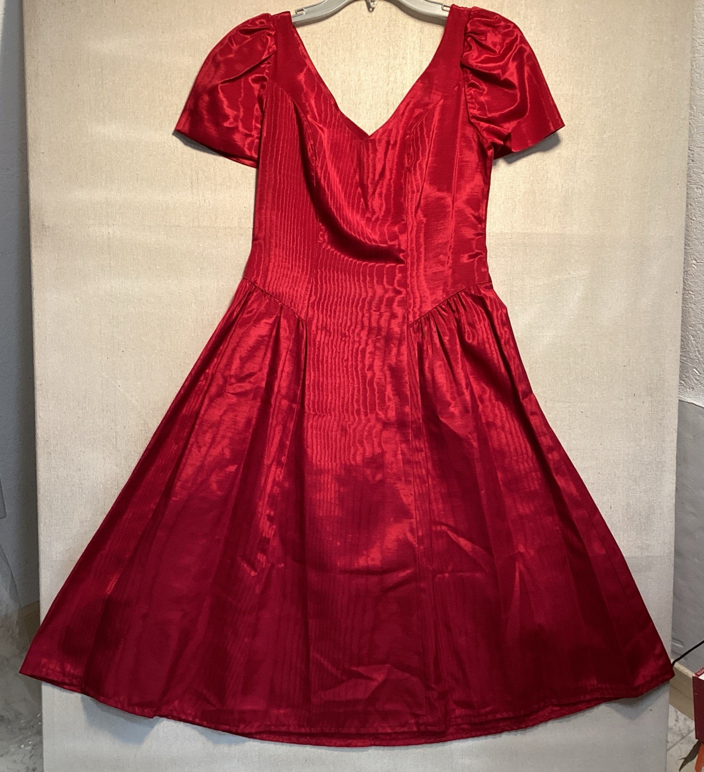 vintage house of bianchi dress 8 red taffeta v-neck short sleeve