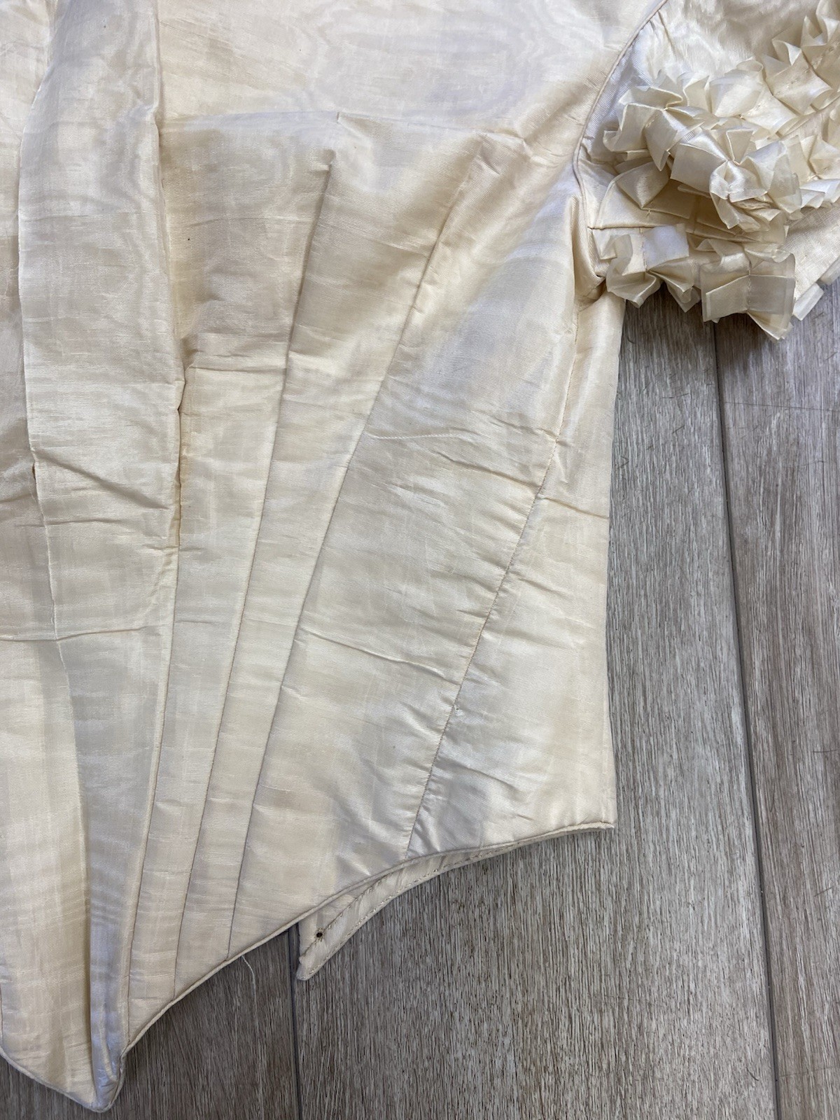 Antique Victorian Ivory Colored Silk Moire Lace Up Back Pointed Bodice AS IS