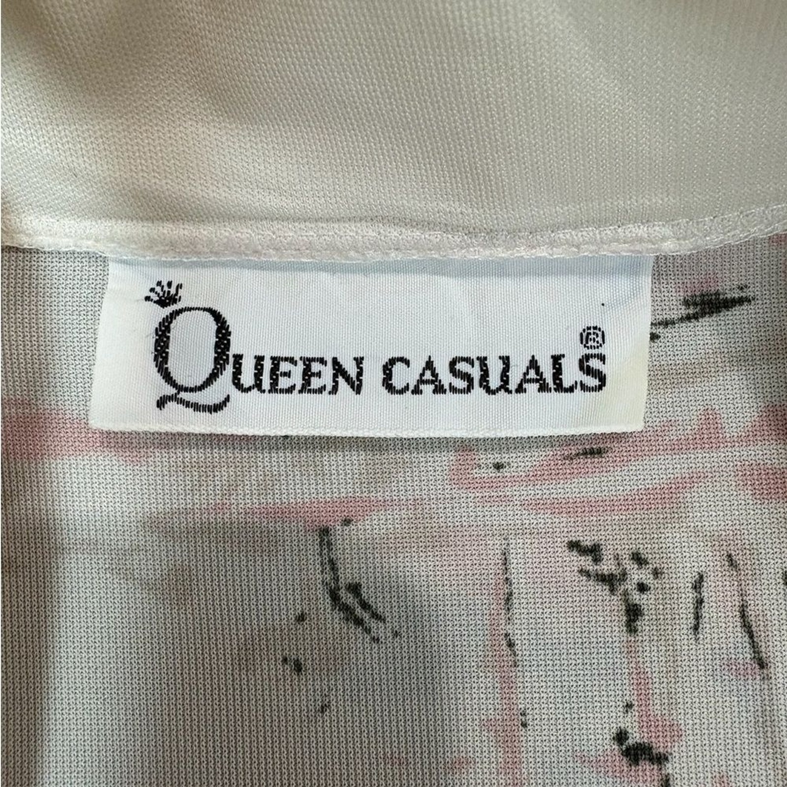 Queen Casuals Ivory Pink Abstract Print 70s Dagger Collar Button-Up Blouse