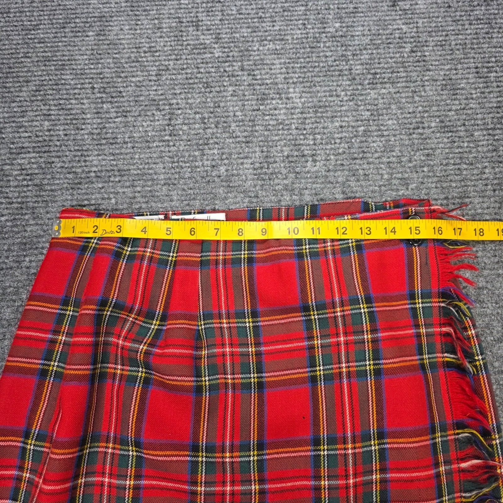 Rafaella VTG Worsted Wool Kilt Wrap Midi Skirt Women&rsquo;s Size 14 Red Plaid Fringe