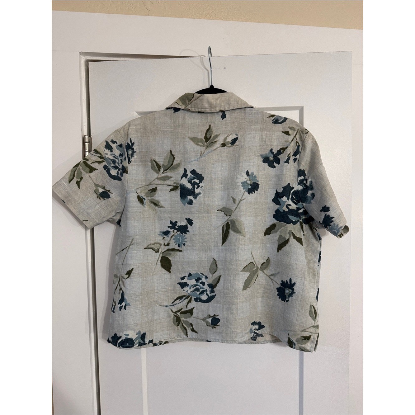 VTG 80s Floral Short Sleeve Cropped Blouse Blue Green 100% Linen Relaxed Collar