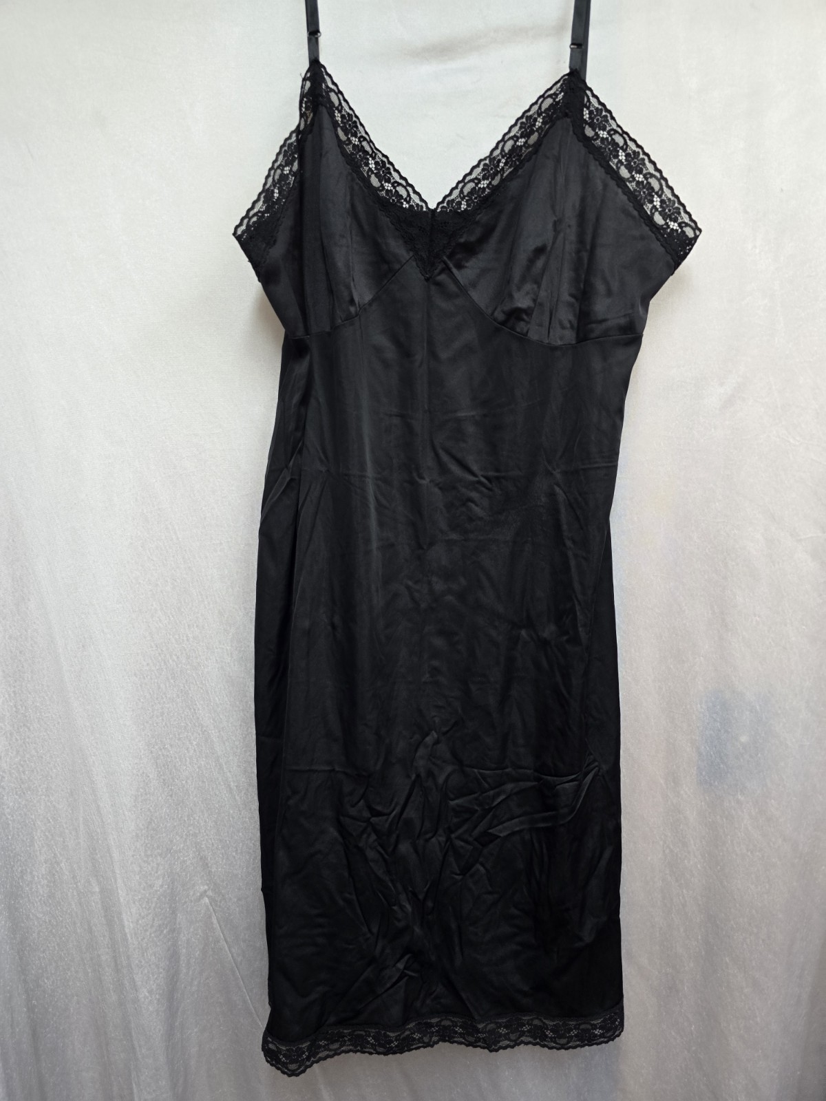 Vintage Vanity Fair Black Nylon Slip 44 46 42
