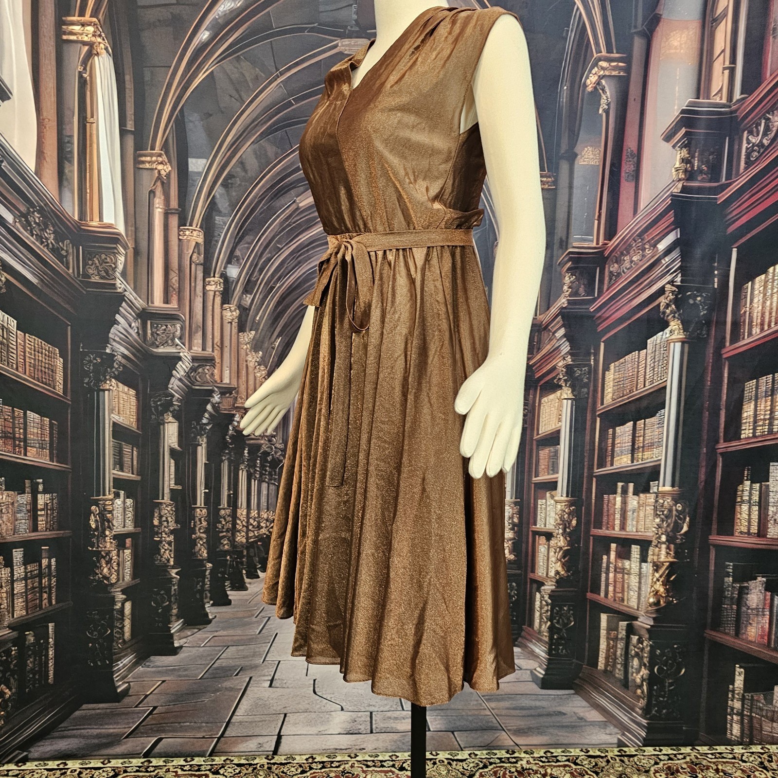 Vintage 1970s Dress Copper Brown V-neckline Cap Sleeve Tie Waist Circle Skirt