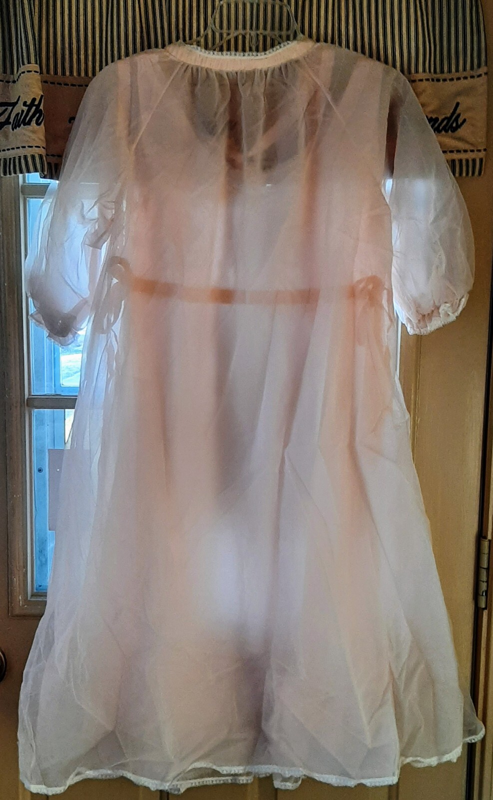 Vintage 2pc Set Double Layer Peach Seamprufe Nightgown & Robe size 32