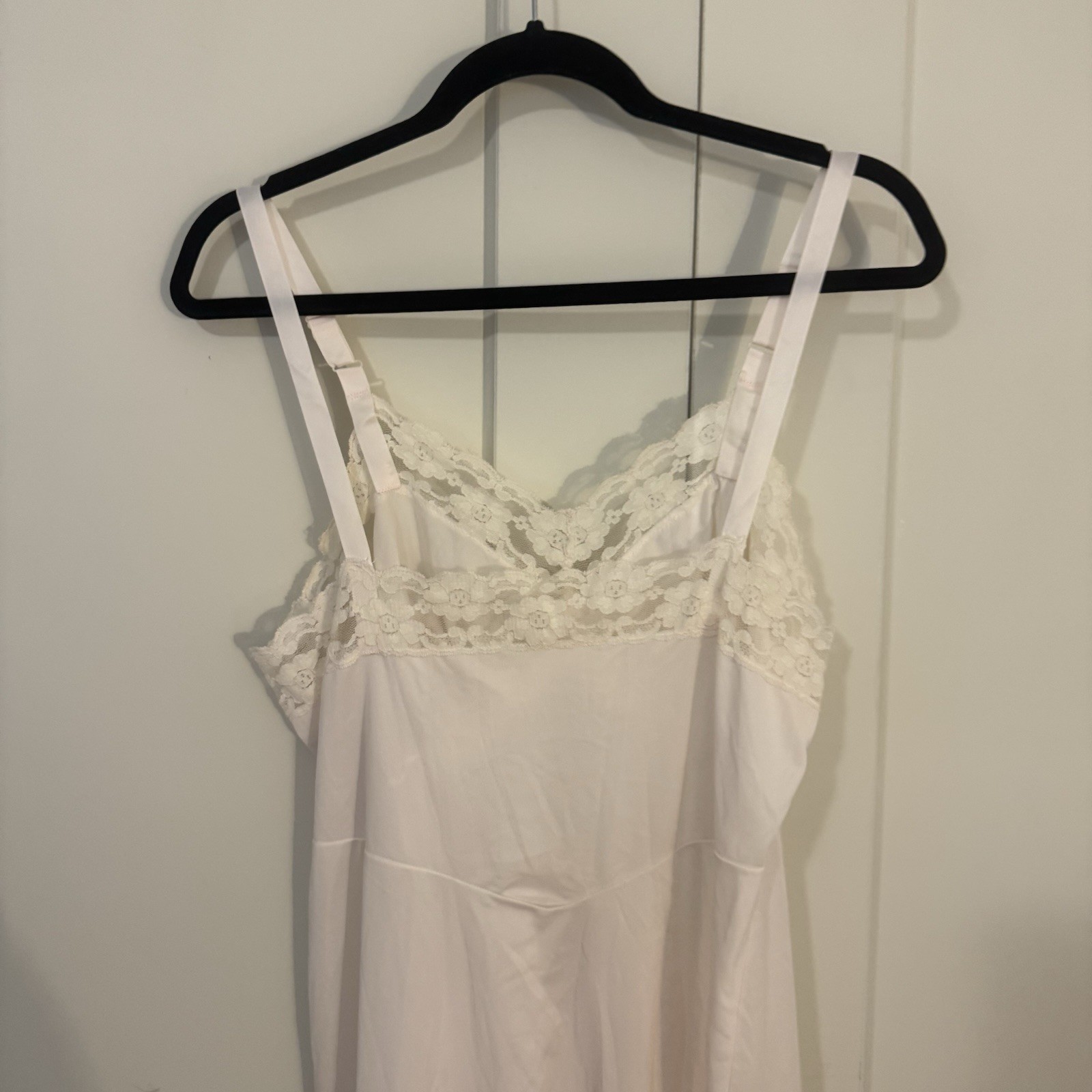 Vintage Dixie Belle Slip Lace Trim Pink Cream Size 38 USA Romantic