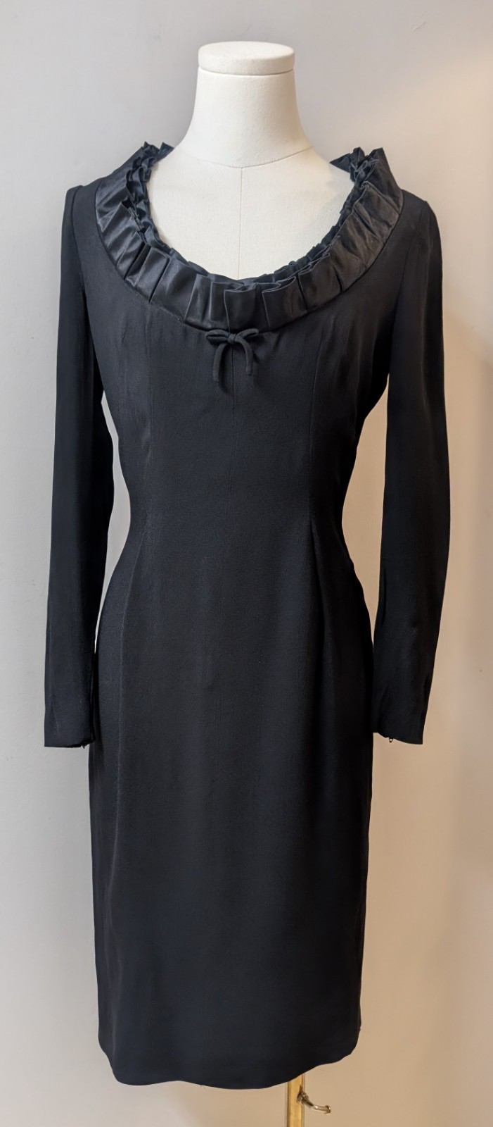 Vintage 60&rsquo;s Sydney North Black Rayon Crepe Femme Fatale Dress Zipper Sleeves S