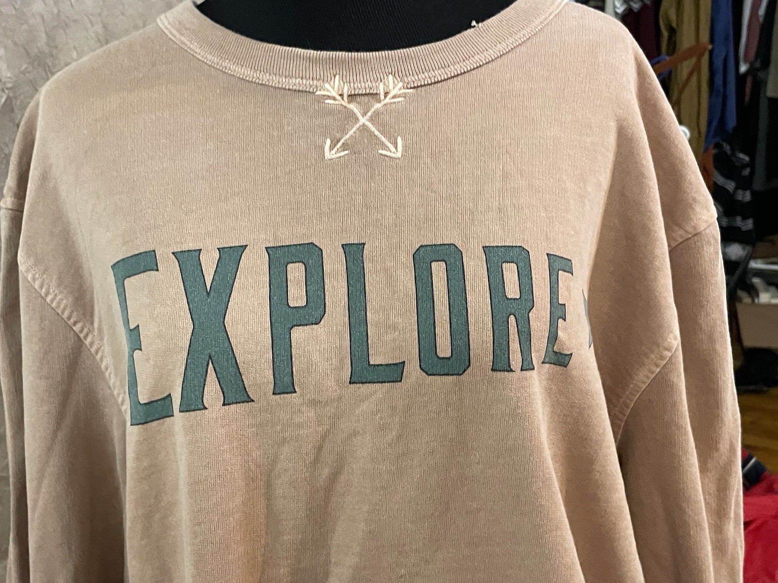 Explore Crew Neck Sweater New England L Thick Hem Stitch Hiking VTG KJP Earthy