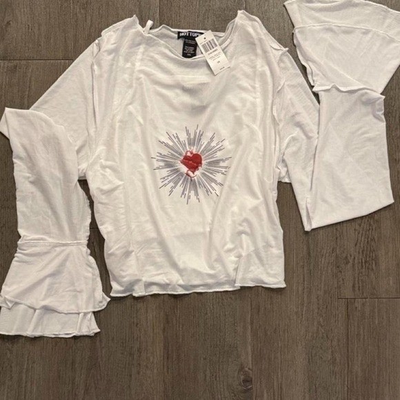 Vintage 2000s Hot Topic White bell sleeve top red sacred heart graphic size 2XL