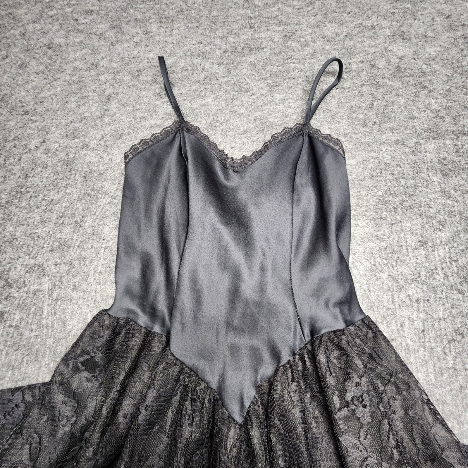 Undercover Wear VTG Nightgown Full Sweep Lace Black Whimsygoth Union Made Small