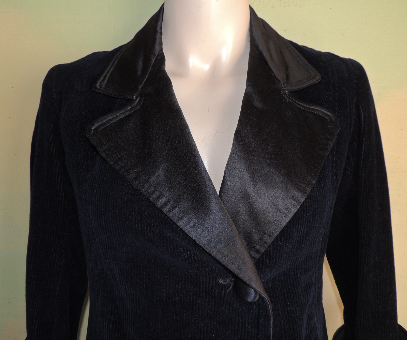 S Vintage 1910s Edwardian Walking Jacket Black Corduroy Silk Steampunk Rockstar