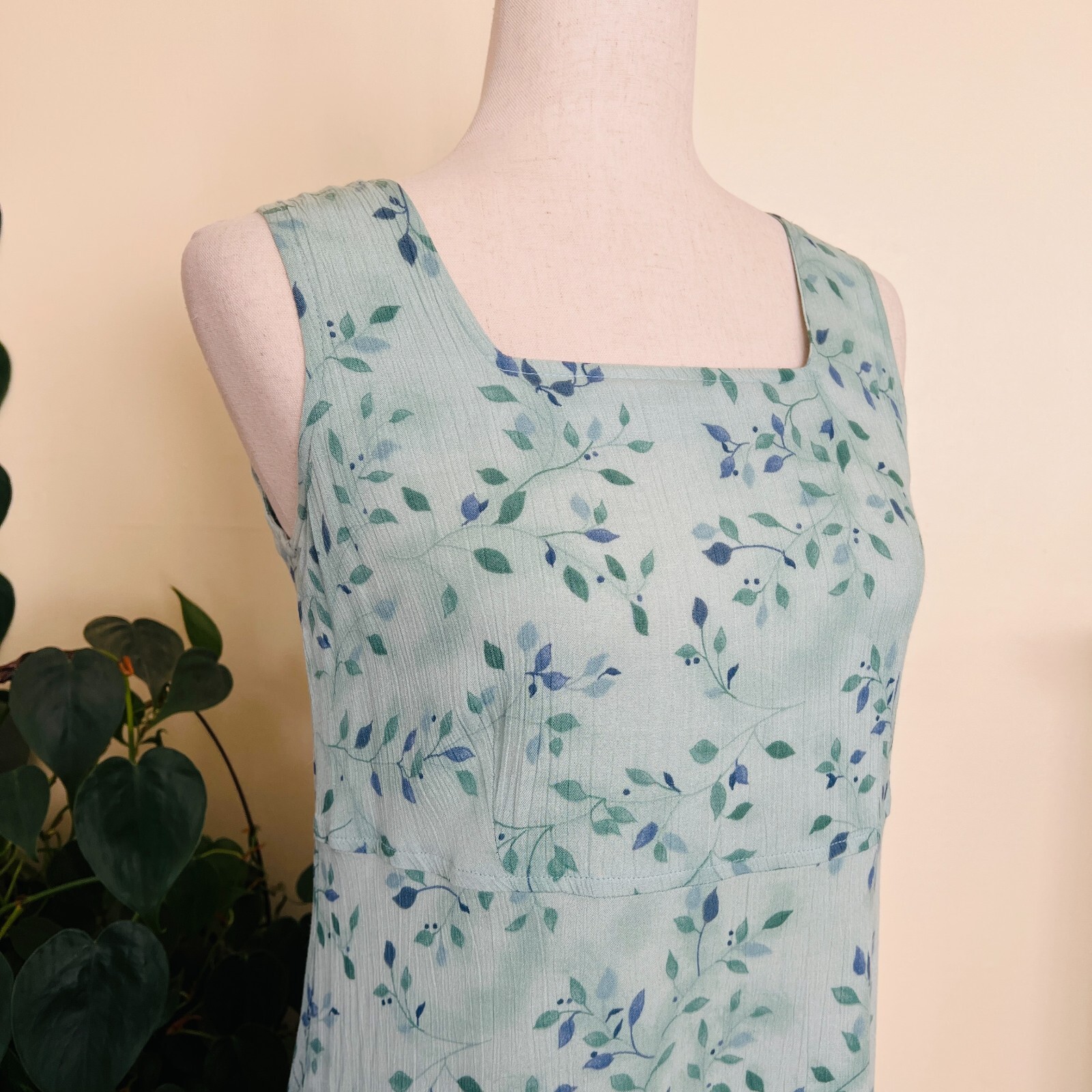Rabbit Rabbit Rabbit Designs Green Summer Dress sz 8P Petite