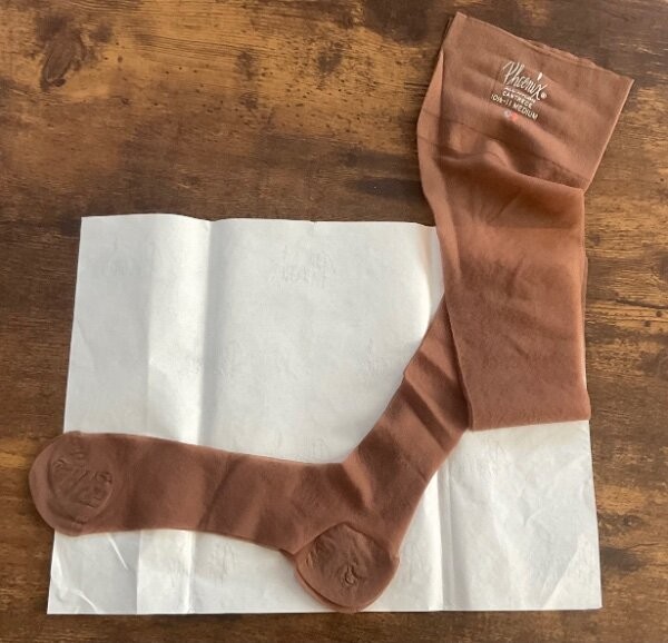 Vtg Phoenix Stockings w Tissue Suntan Size 10.5-11 Length 33 Agilon Stretch
