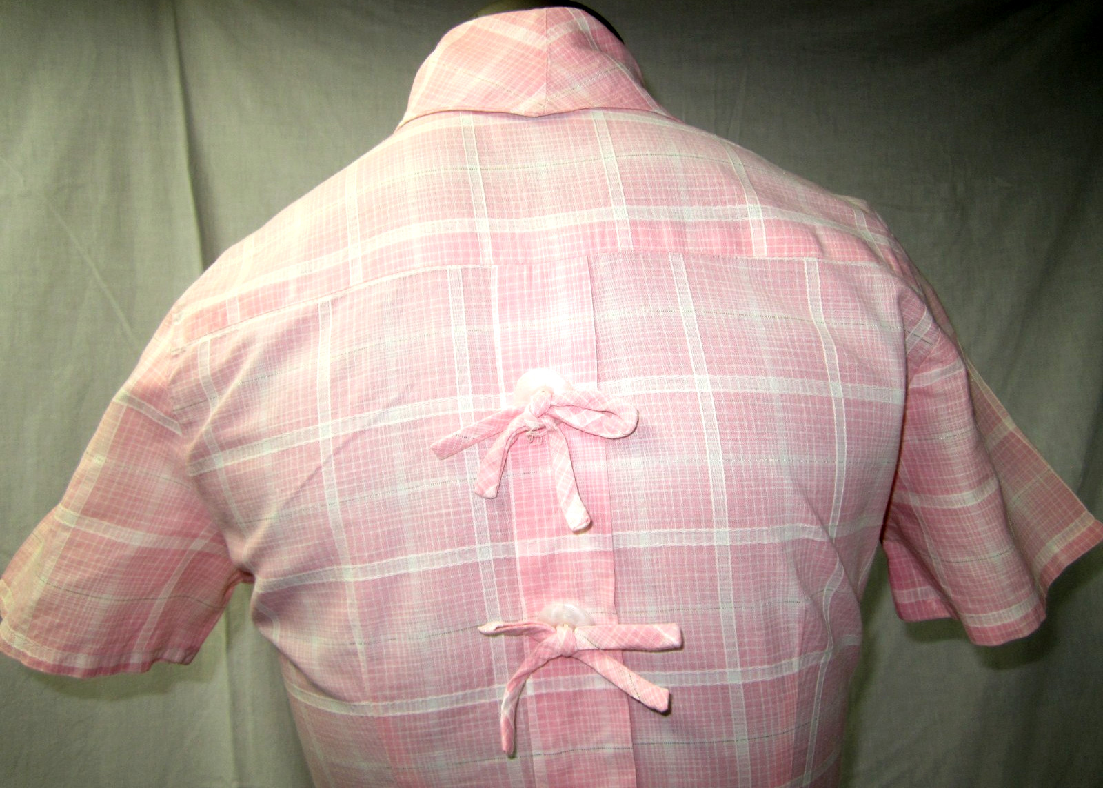 Vintage 1950s Pink Cotton Day / House Dress Sz S-M Plaid Button up Bows in Back