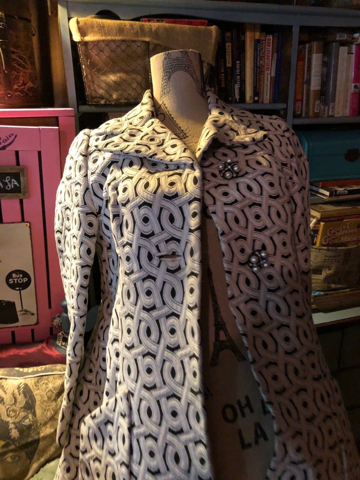 DAYTONS OVAL ROOM Couture Elegant Vintage Black+White Coat Size S