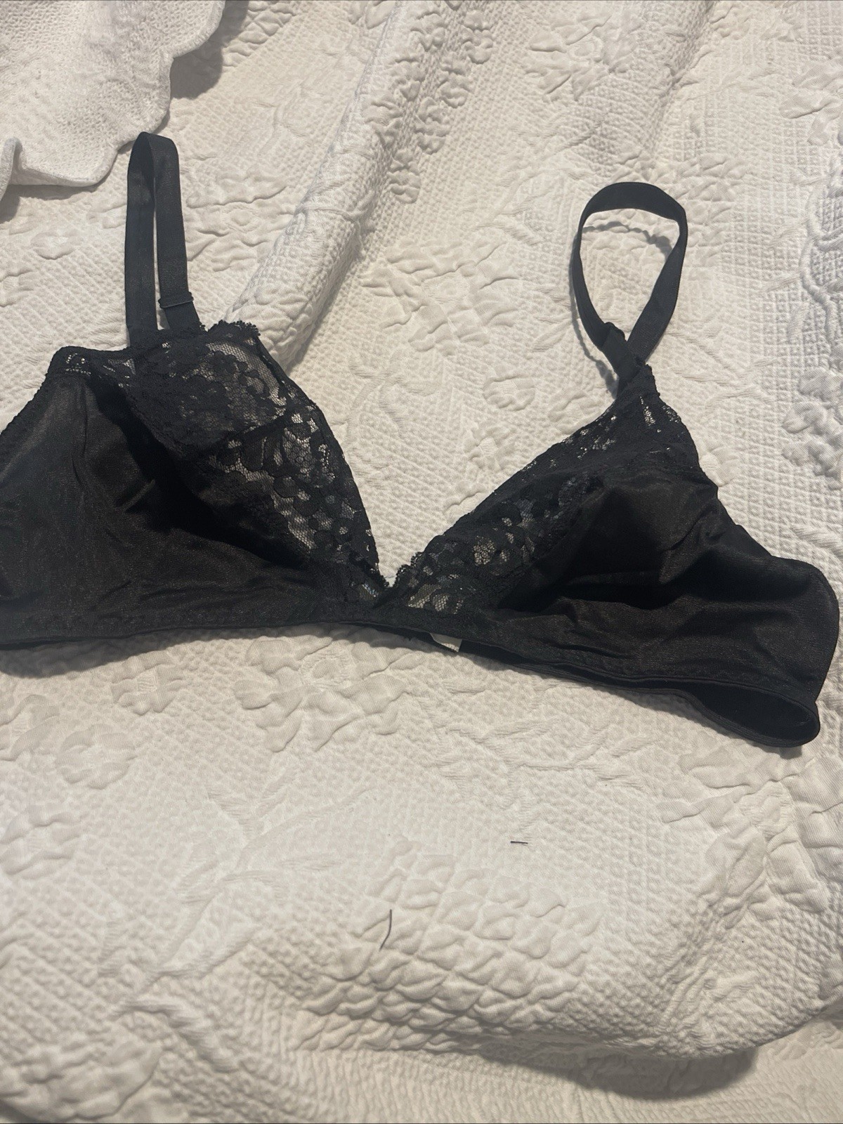 Vintage Black Bra 34B Unbranded Union Label Made In USA No Pads/wires