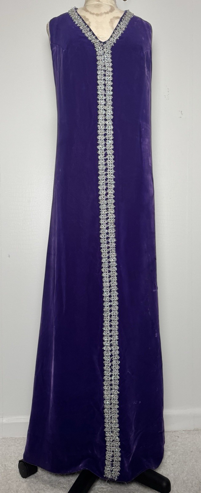 Vintage Purple Velvet Hostess Gown Silver Trim Maxi Caftan Stage Dress