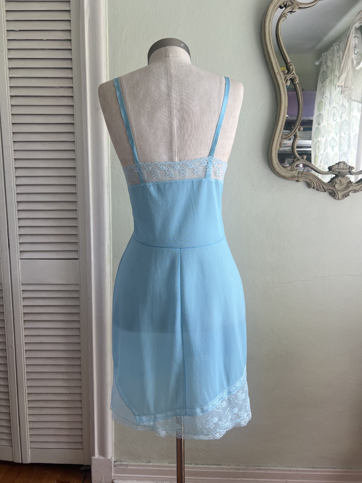 Vintage 1950s Vassarette Blue Nylon Tricot Crepelon Lace Slip Dress Size 34 S