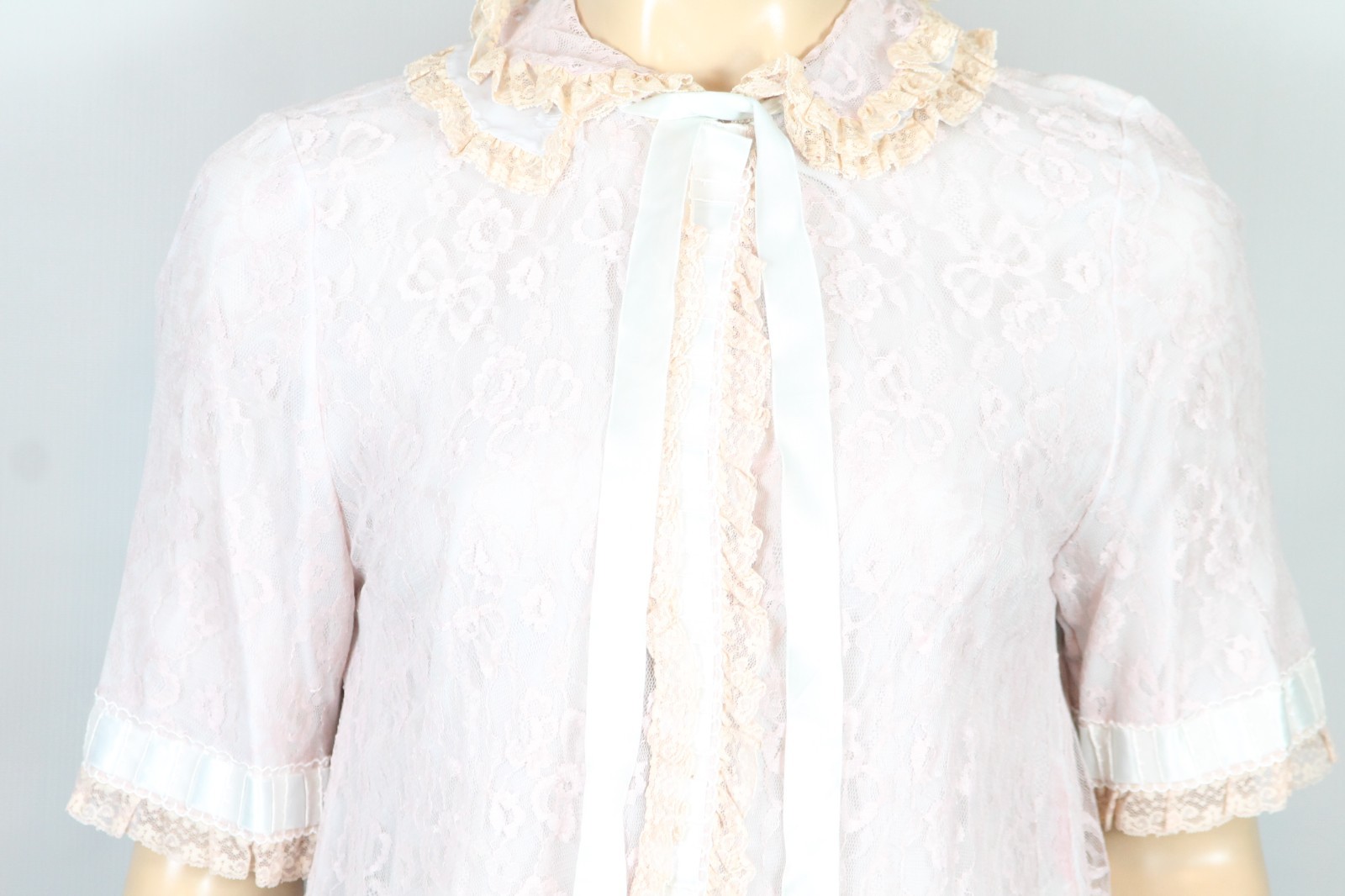 Vtg ODETTE BARSA Blue Pink Ruffles Layered Lace Bed Jacket Dress Robe S