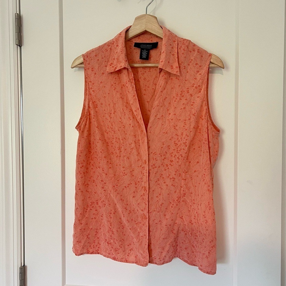 Jones Wear Essentials 100% Pure Silk Vintage Sleeveless Collared Button Peach 🍑