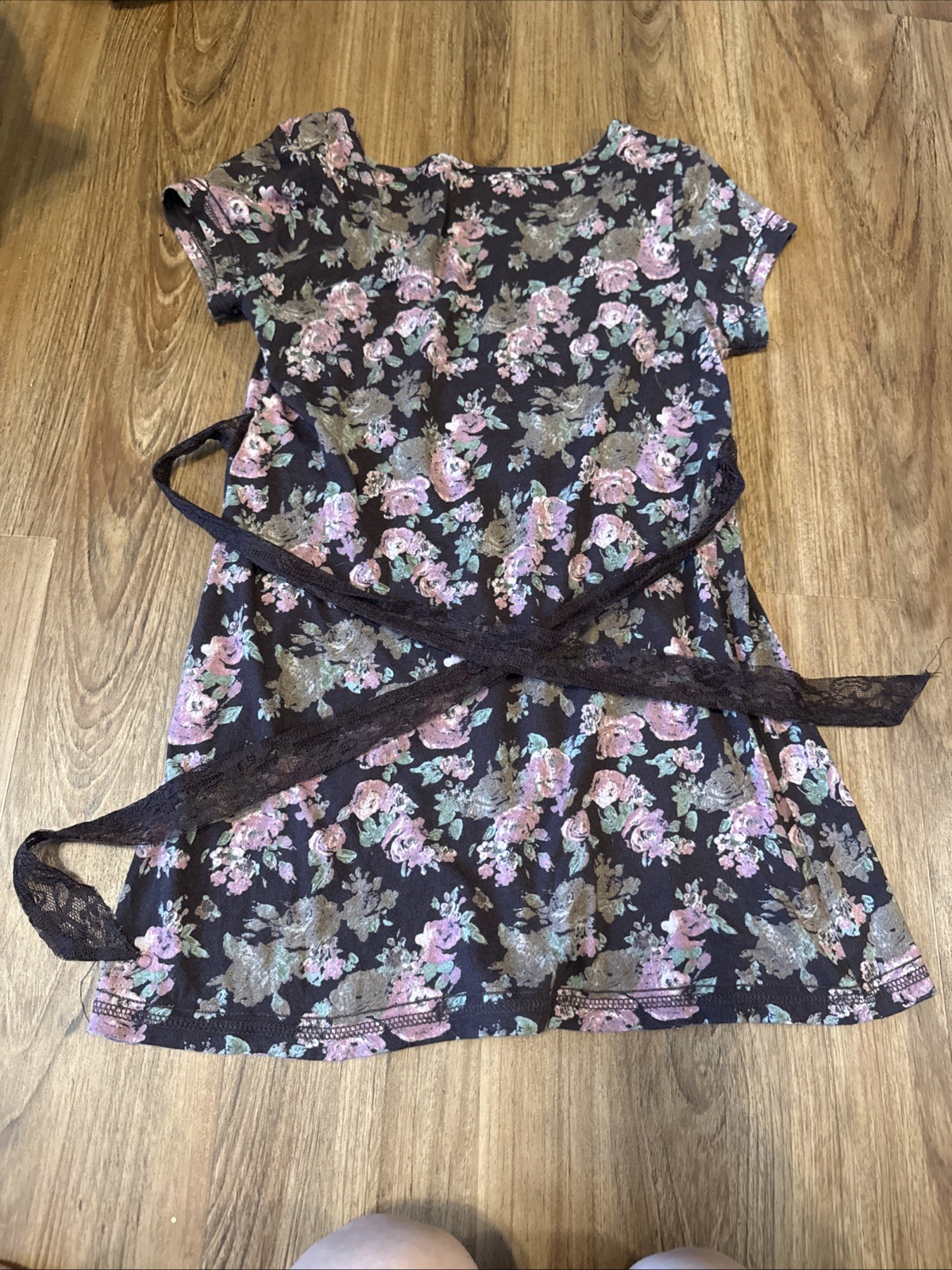 Vintage Y2K L.E.I. Lei Floral Babydoll Top with Lace Tie Back L Vintage Fit Long
