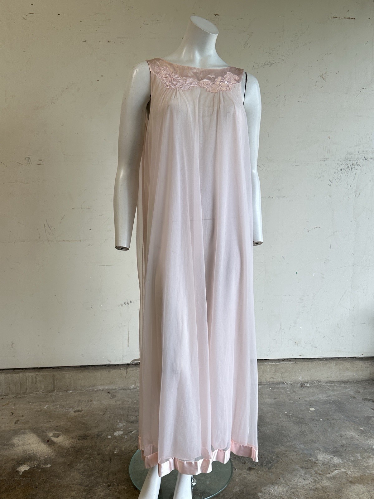1960s Gossard Artemis Peignoir Robe Layered Chiffon Set Boudoir Old Hollywood