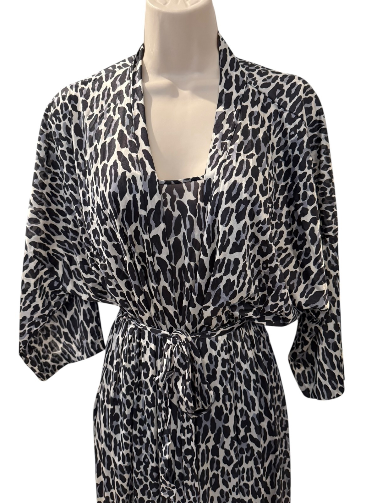 Vintage Large VANITY FAIR Leopard Wrap Peignoir Robe Lingerie Negligee Gown Set