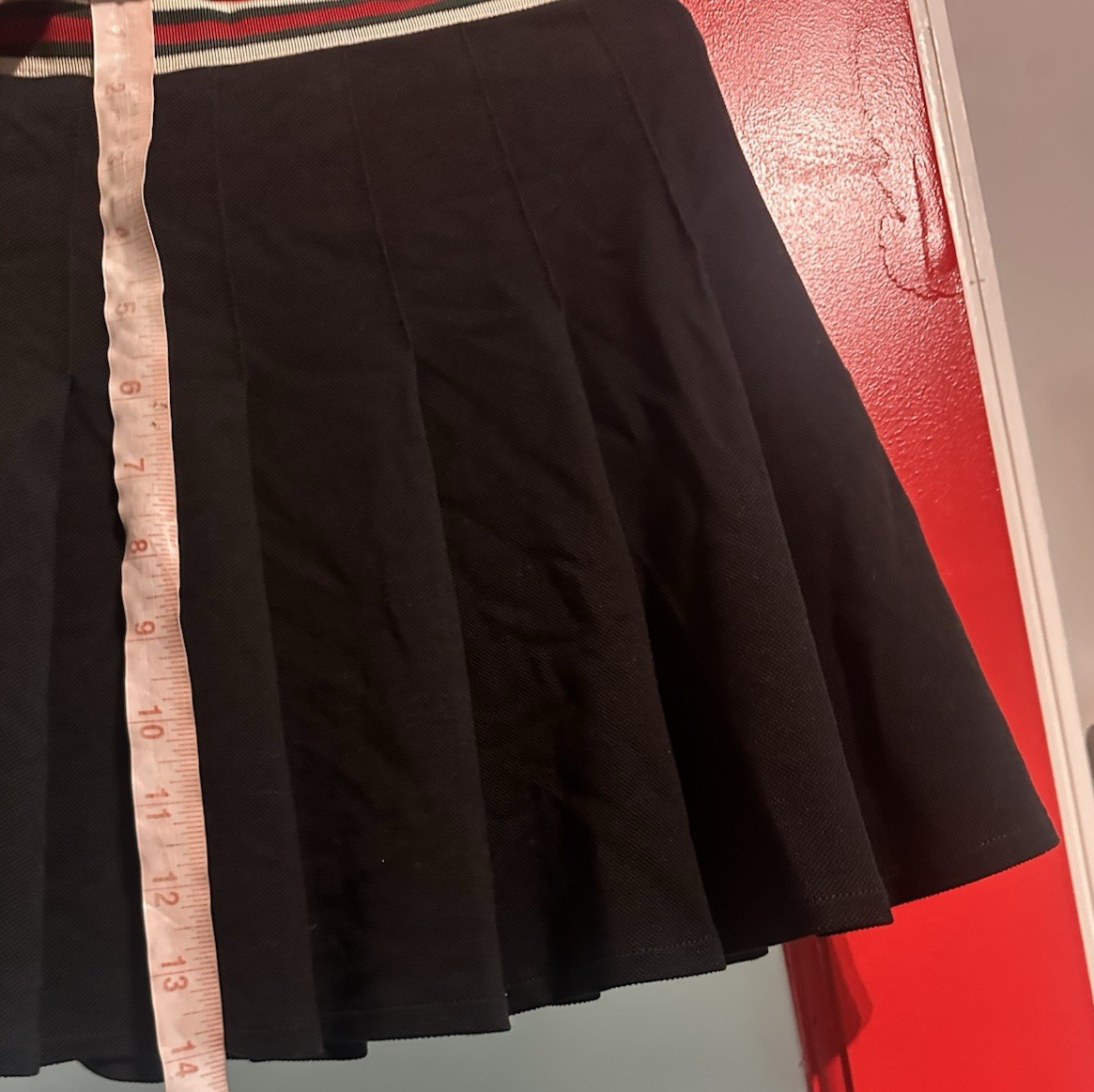 Vintage 2005 Authentic Gucci crest Logo pleated mini skirt