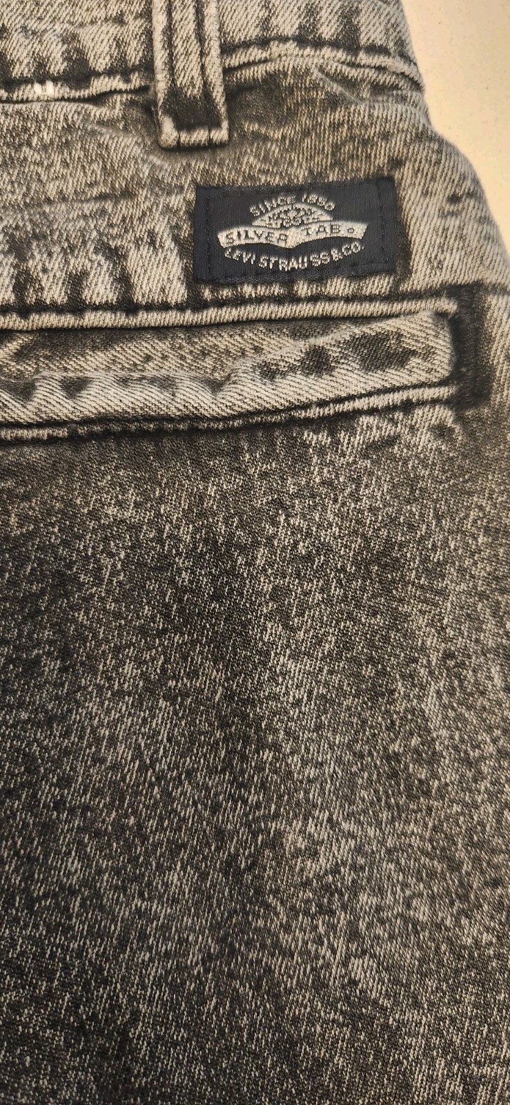 VTG Levis Silver Tab Black Acid Wash Pleated High Waist Jeans Size 27/32