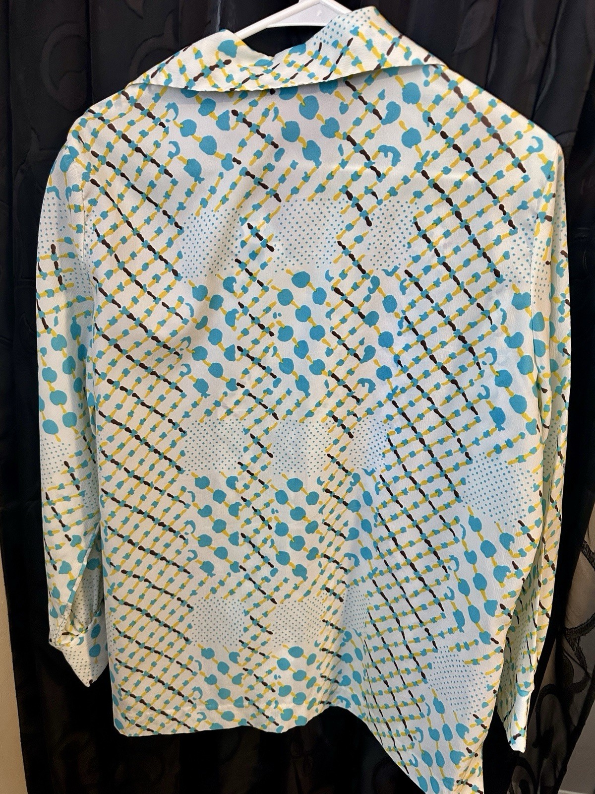 Graff Button-Up Shirt Dagger Collared Button-Front Polyester 44 White Blue