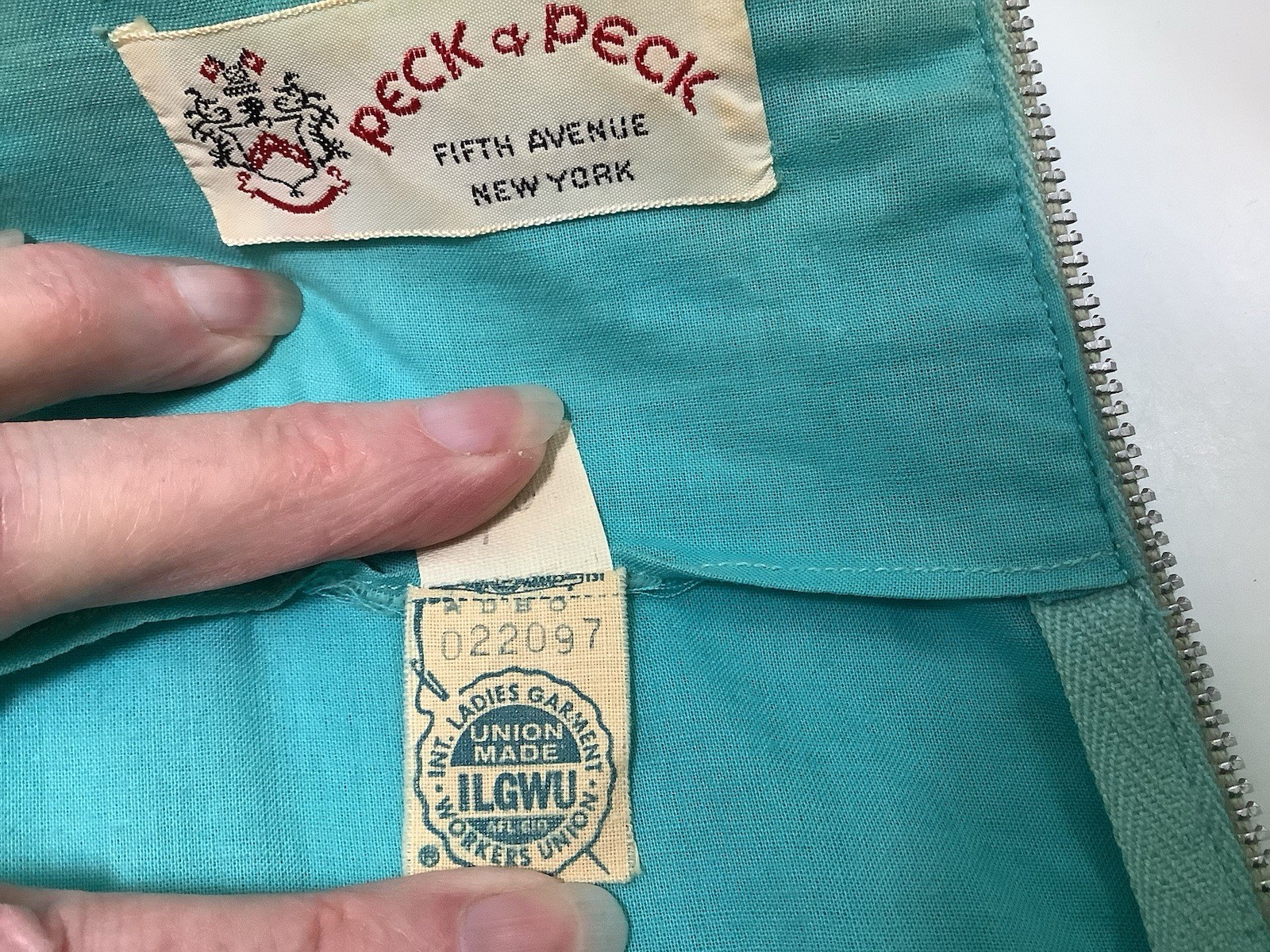 Vintage 1960s Aqua Floral Lined Sleeveless Sheath Dress Peck & Peck ILGWU Label