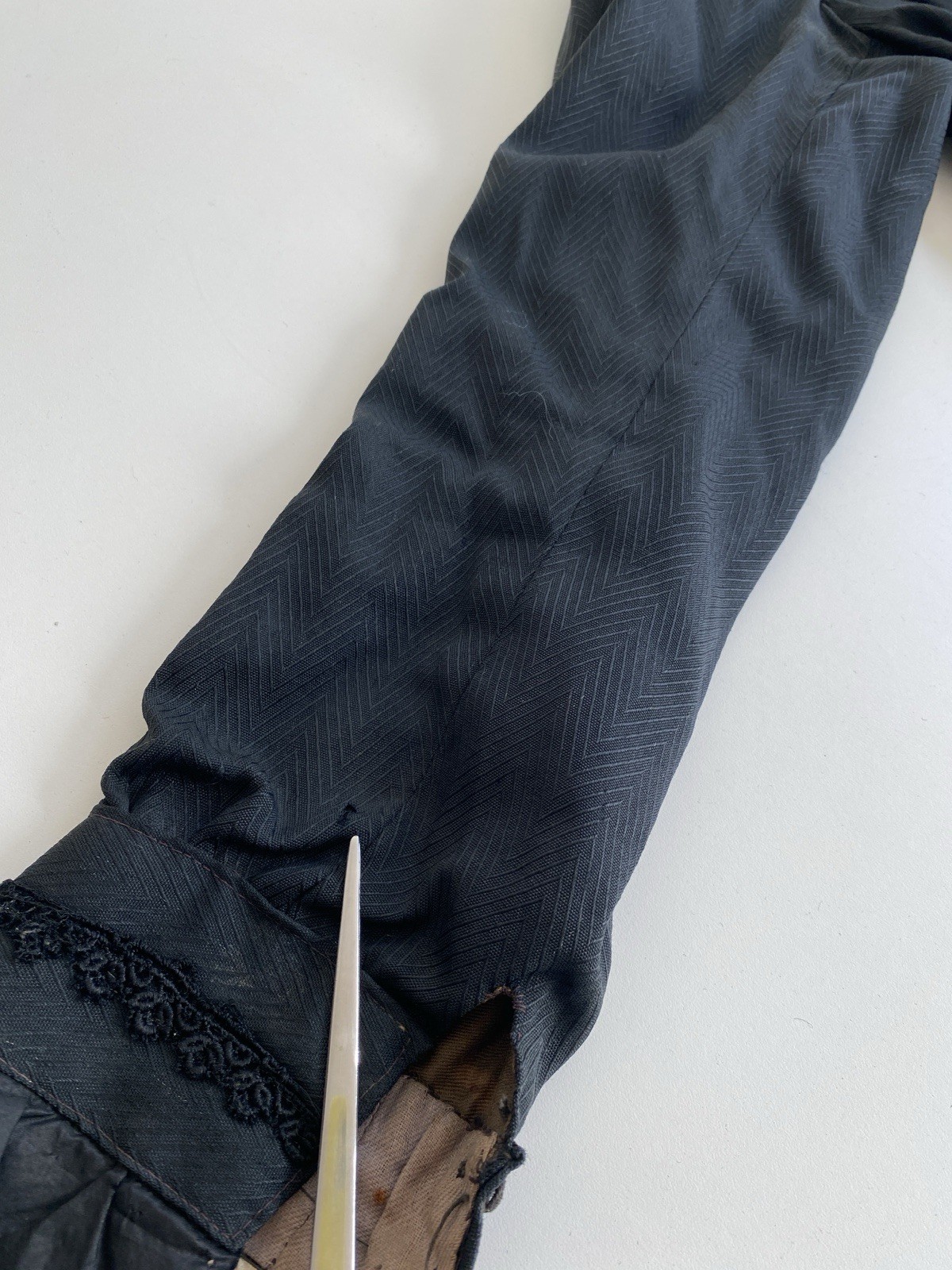 Antique Edwardian S Fine Wool Silk Trim Mourning Jacket Victorian