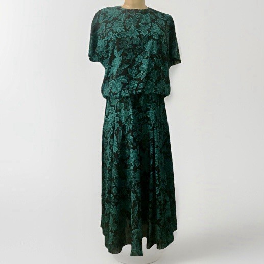 Vintage Dress short sleeve Green and Black Floral Print Sz. 10 Items California