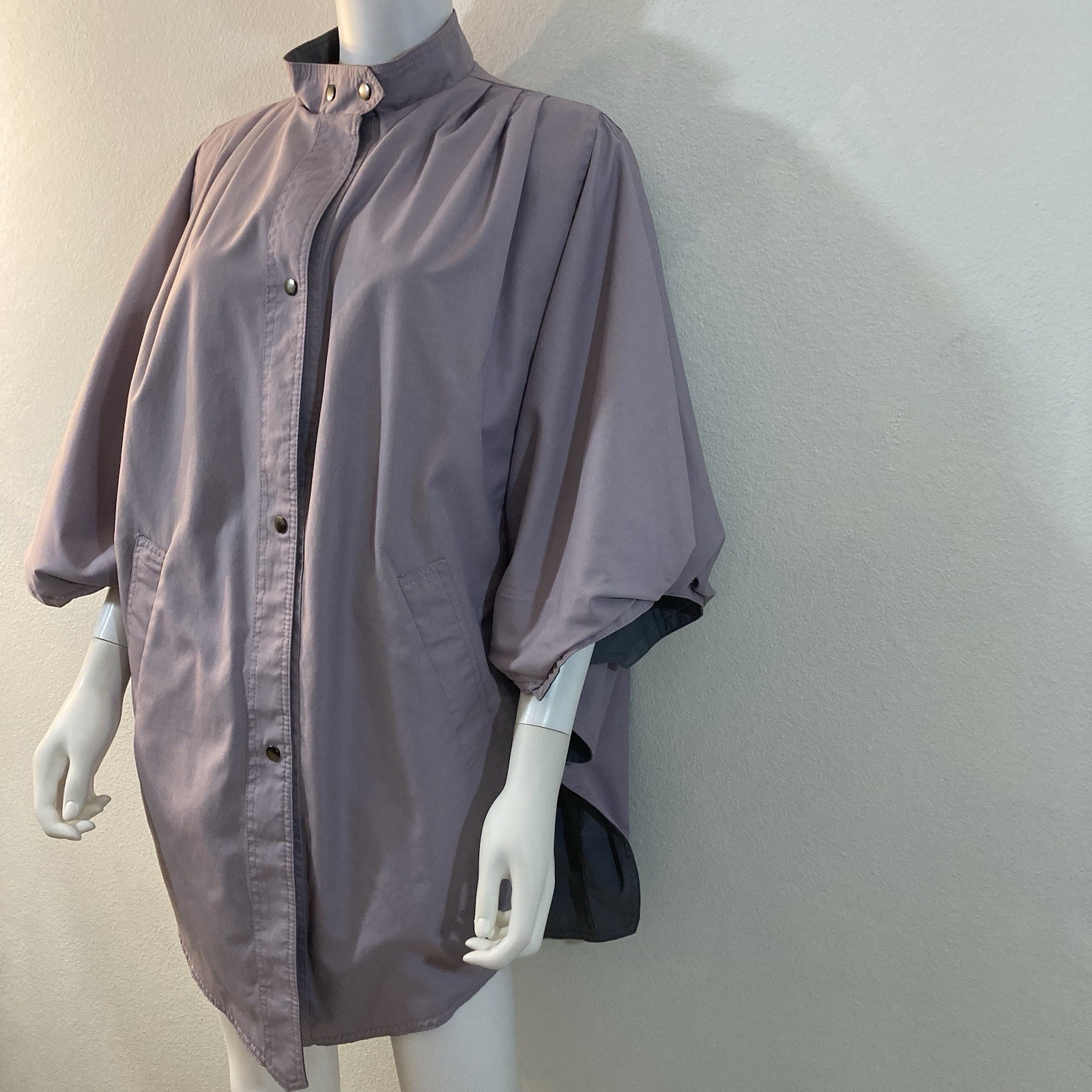 Vintage 1980’s Reversible Cape Poncho One Size High Neck Gray and Lavender