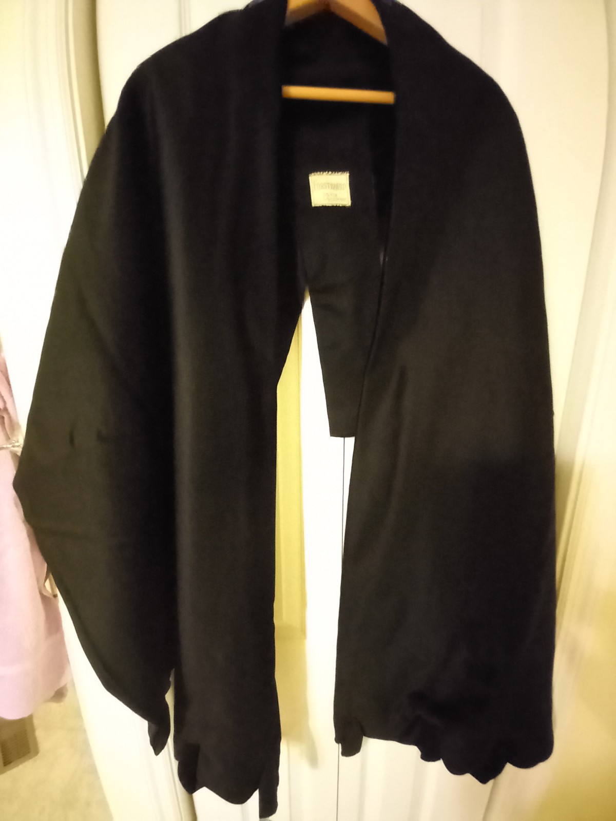 VTG 40s Opera cape, Blk, hand made, fur blend, elegant. Unusual bottom finish