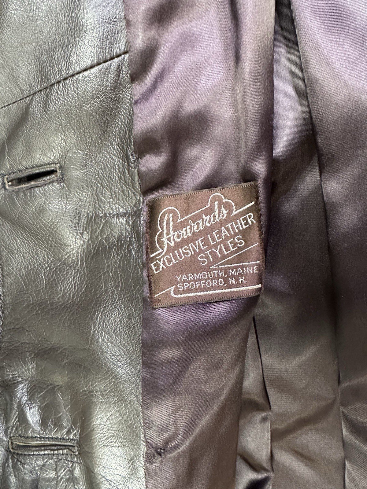Vintage Brown Leather with Fox Collar Made by Howard’s Leather Coat Size 10