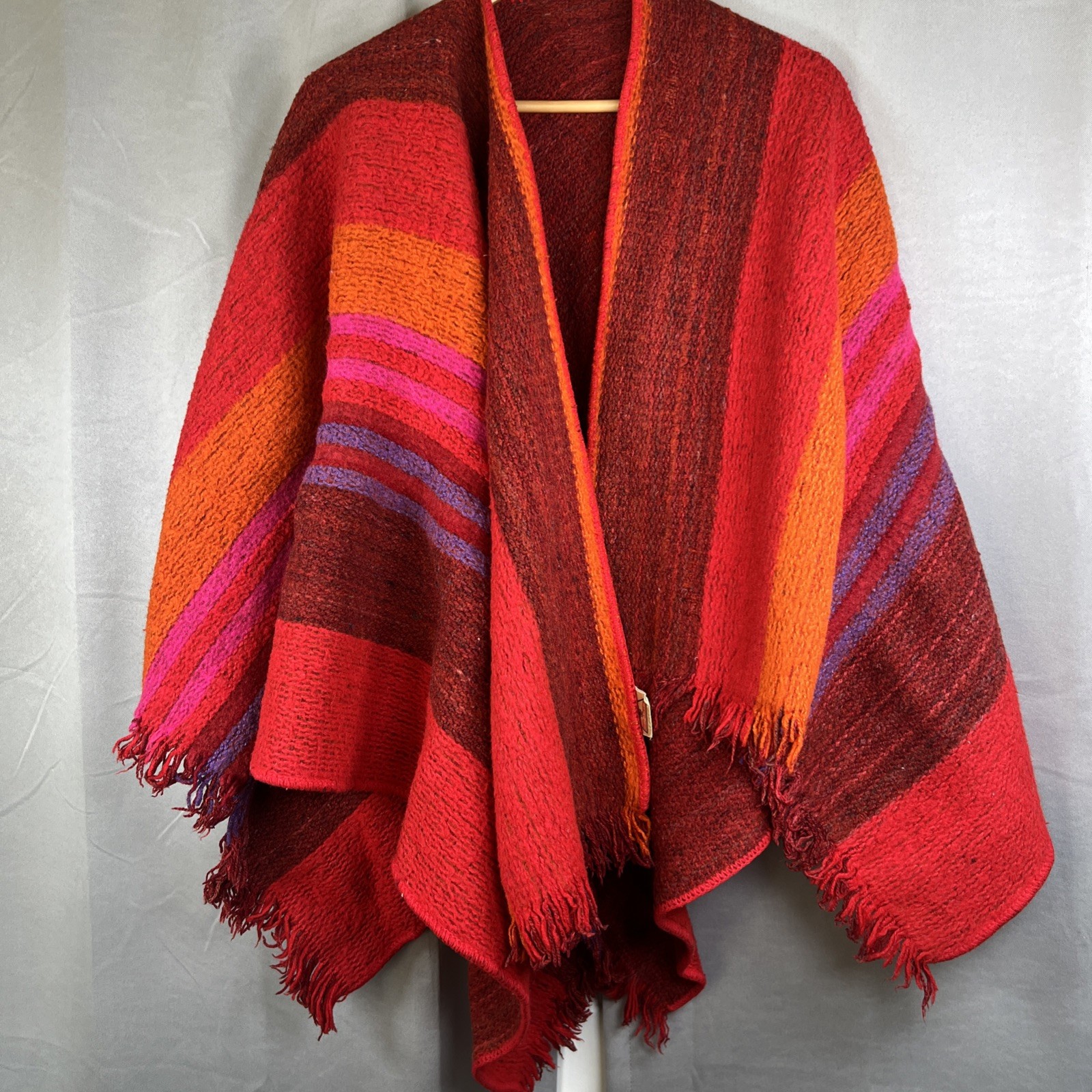 Vintage Roxa Ltd Mixed Wool Poncho Cape Colombian Red Orange Purple