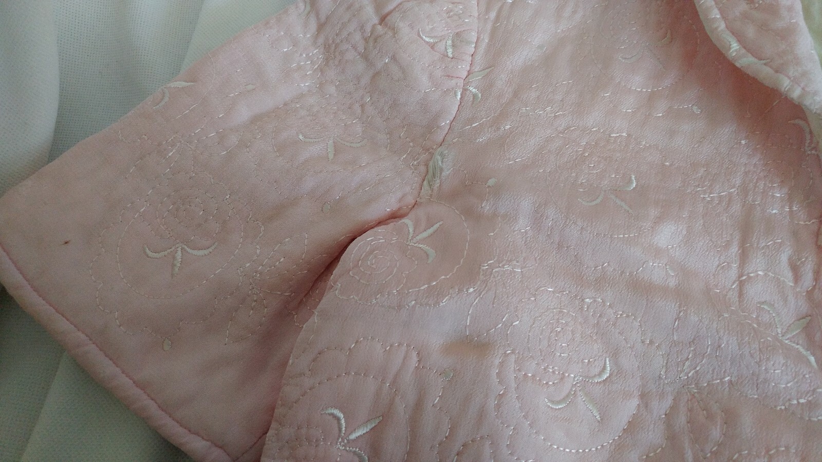 Antique Silk Lined Bed Jacket Pink Quilted & Embroidered Lingerie 28-29in chest